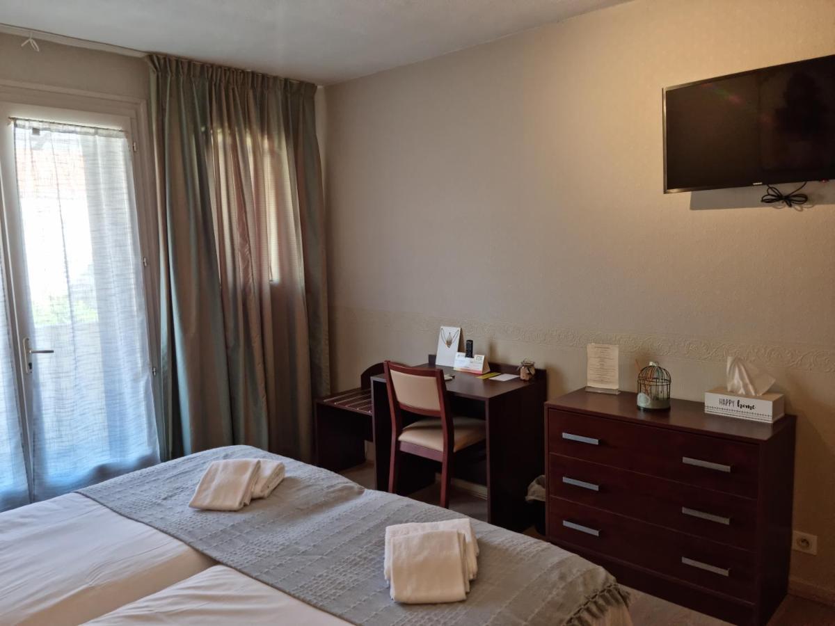 Hotel Logis Les Terrasses De Corton 3*