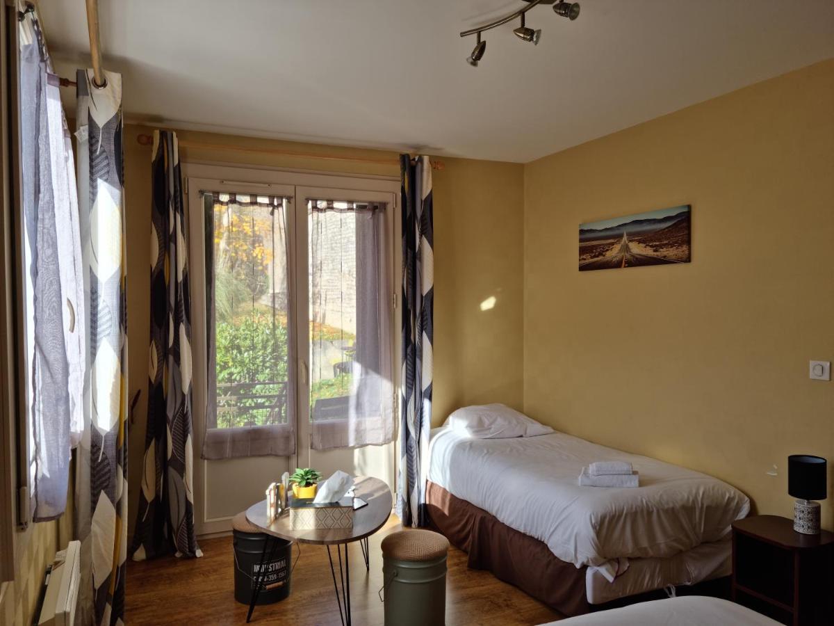 Logis Les Terrasses De Corton Hotel 3*